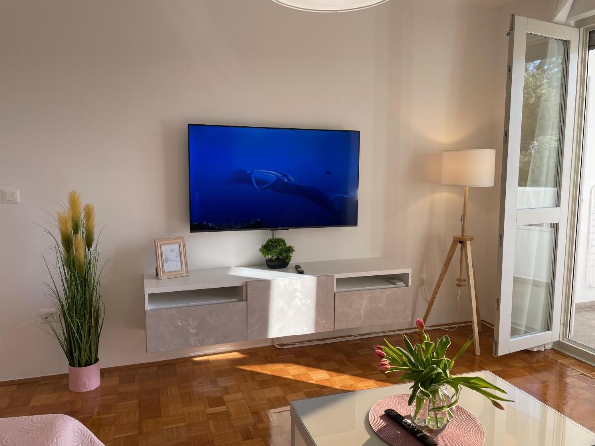 Apartment Bella Veruda In Pula Bagian luar foto