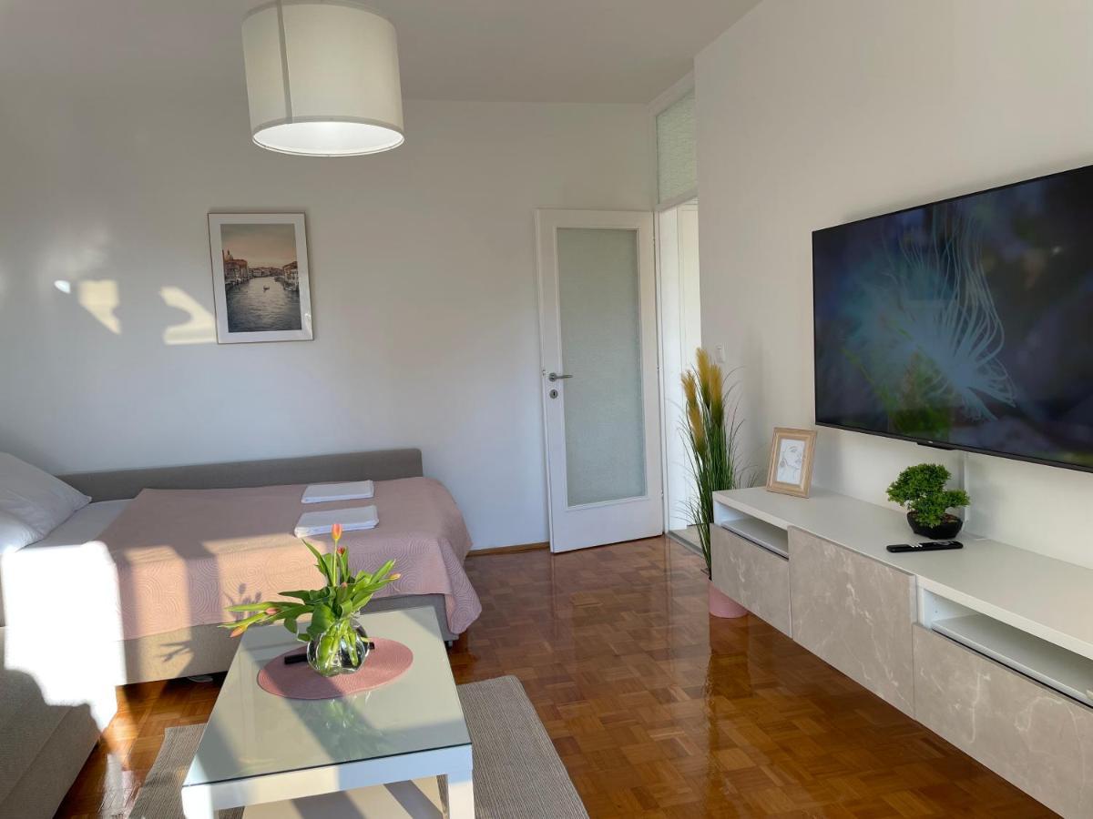 Apartment Bella Veruda In Pula Bagian luar foto