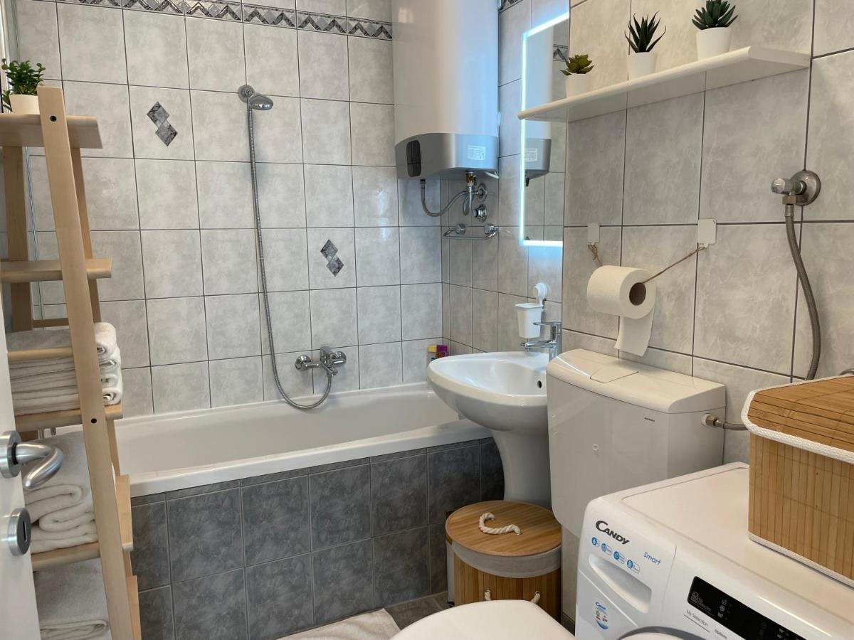 Apartment Bella Veruda In Pula Bagian luar foto