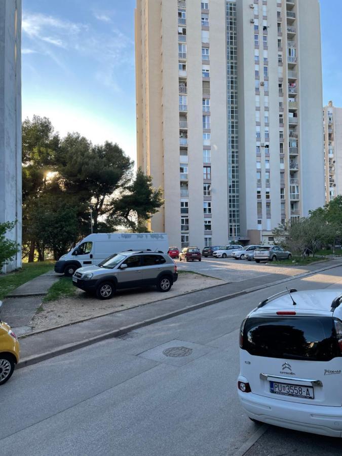 Apartment Bella Veruda In Pula Bagian luar foto